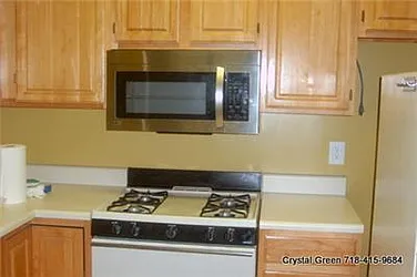 Rented by R New York