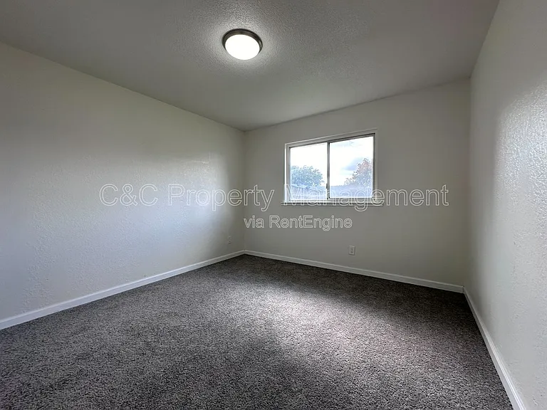 8709 Sangria Way — Photo 5