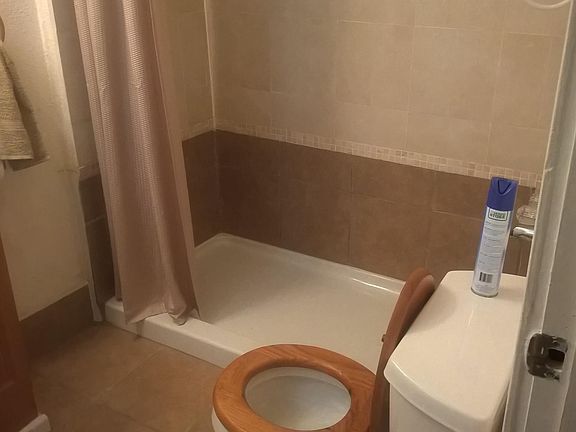 2nd image of 1907 N New Braunfels Ave #2