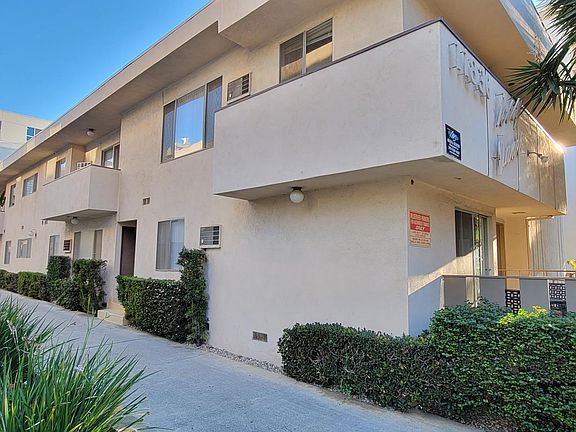 2nd image of 11838 Darlington Ave #207