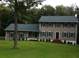 74 White Rock Dr, Browndale, PA 18421