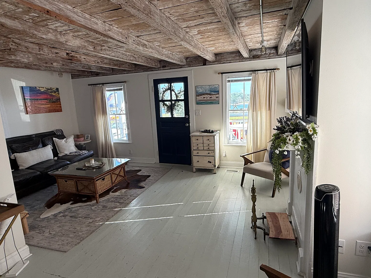 1 bed, 1100 sqft, $2,000 — Photo 3