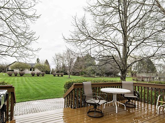 3rd image of 155 White Feather Ln