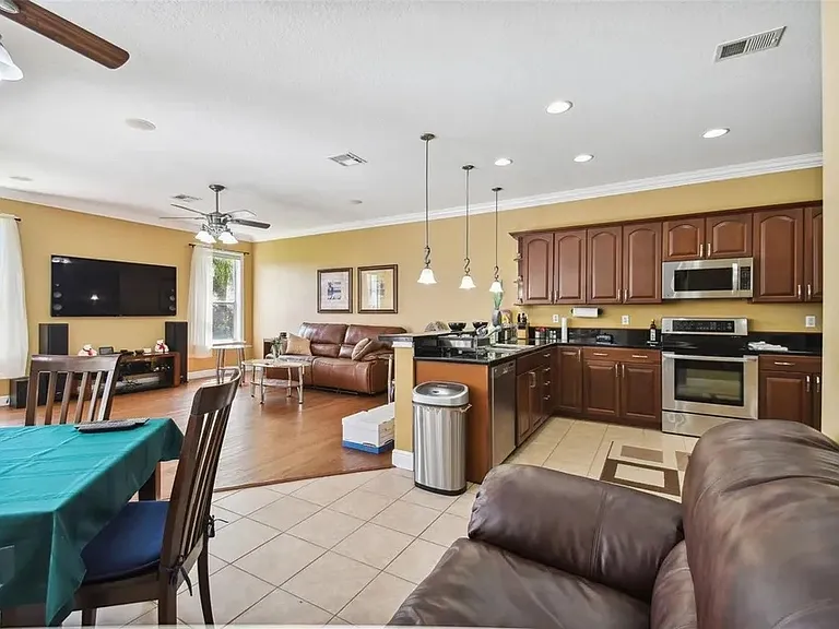 13508 Fox Glove St — Photo 4