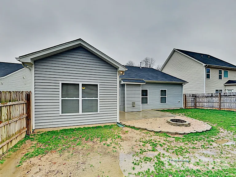 156 Lakemont Dr — Photo 15