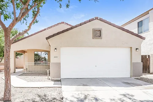 2224 S 83rd Ln Photo 1