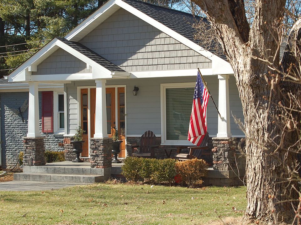 1st image of 428 Gaylewood Dr