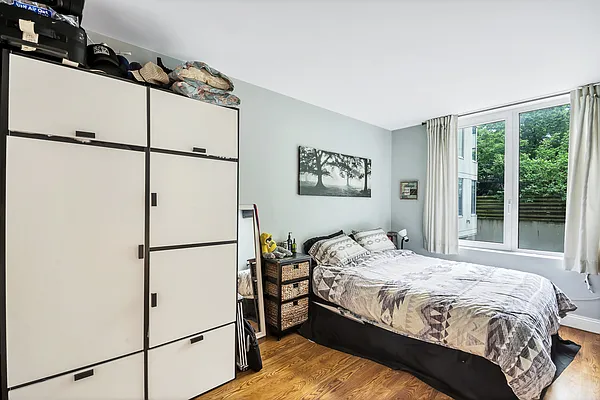 Rented by Compass | media 13