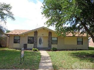 909 Arrowhead Dr, Garland, TX 75043
