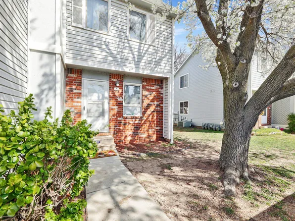 101 S Rock Rd APT 6, Derby, KS 67037