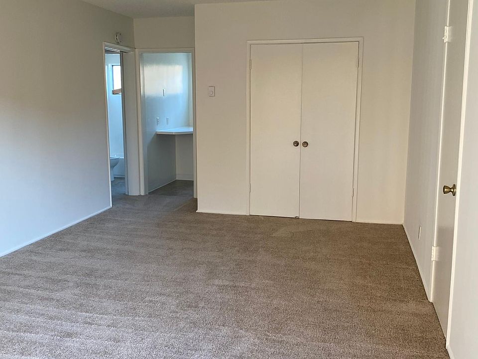 1st image of 3610 Emerald St #5