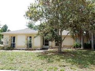 24204 Cross Ln, Land O Lakes, FL 34639
