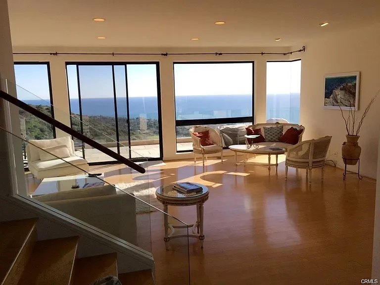 1326 Skyline Dr — Photo 36