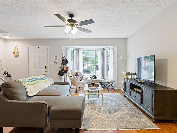 5th image of 740 Anderson Walk