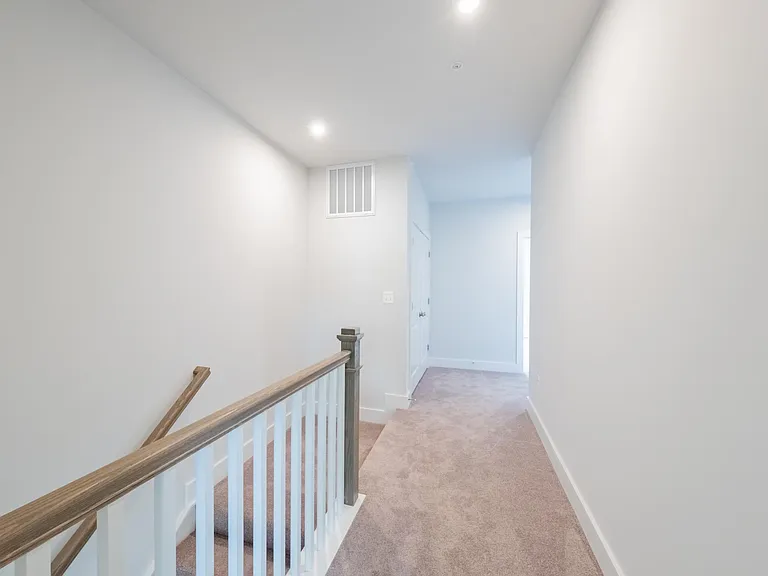 1105 N Lombardy St #A — Photo 25
