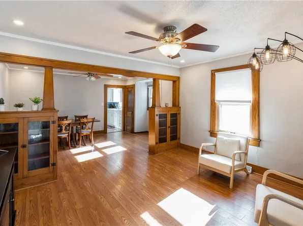 2325 E 11th St, Des Moines, IA 50316
