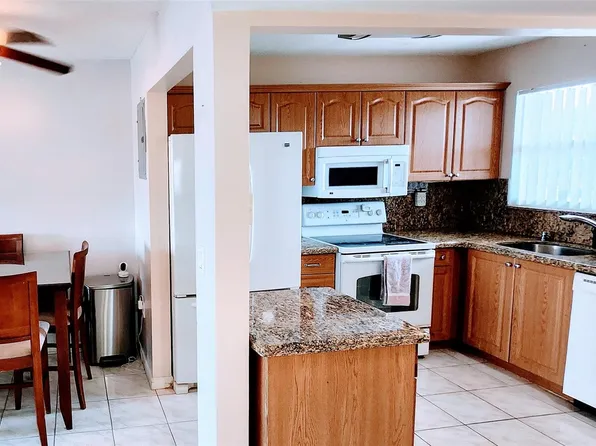 2721 N Pine Island Road #309, Sunrise, FL 33322