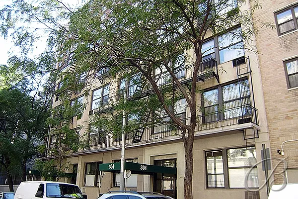 Sold by Bellmarc Realty | media 11