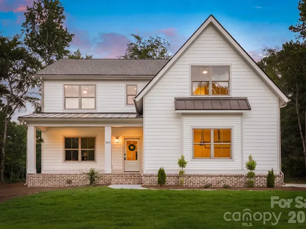 2315 Chateau Ct, Matthews, NC 28105