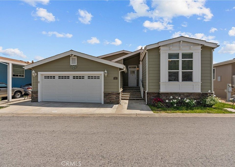 1st image of 15455 Glenoaks Blvd Spc 57