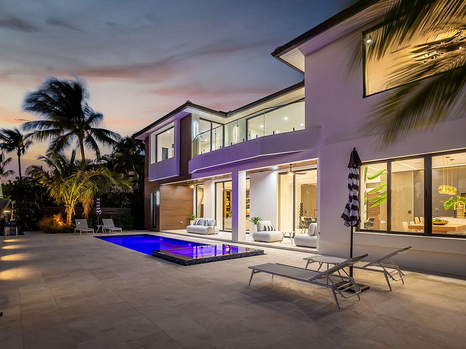 1st image of 798 Havana Drive