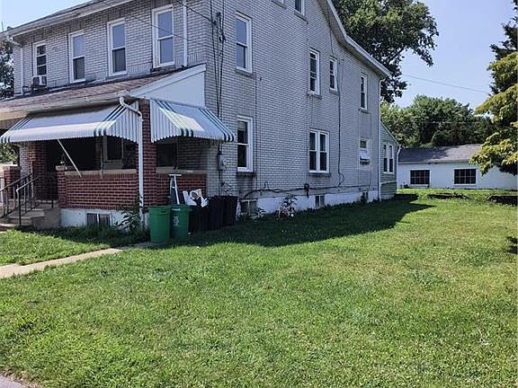 2nd image of 226228 N Graham St