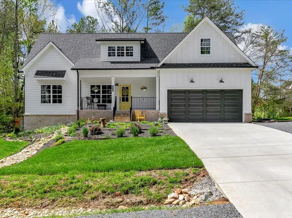 371 Riddle Rd, Dayton, TN 37321