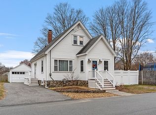 17 Juliette St, Andover, MA 01810