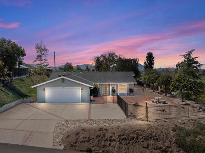 725 6th St, Ramona, CA, 92065