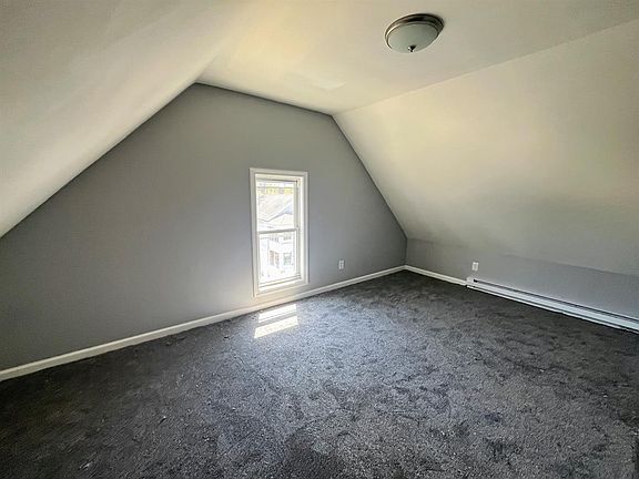 4th image of 30 Loring St