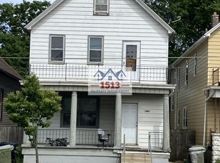 2468 S 6th St, Milwaukee, WI 53215