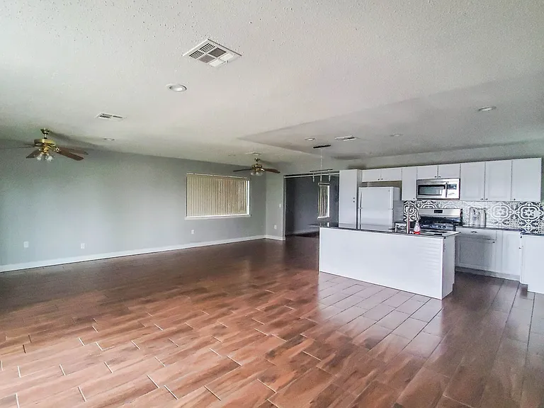 5132 Round Rock Dr — Photo 4