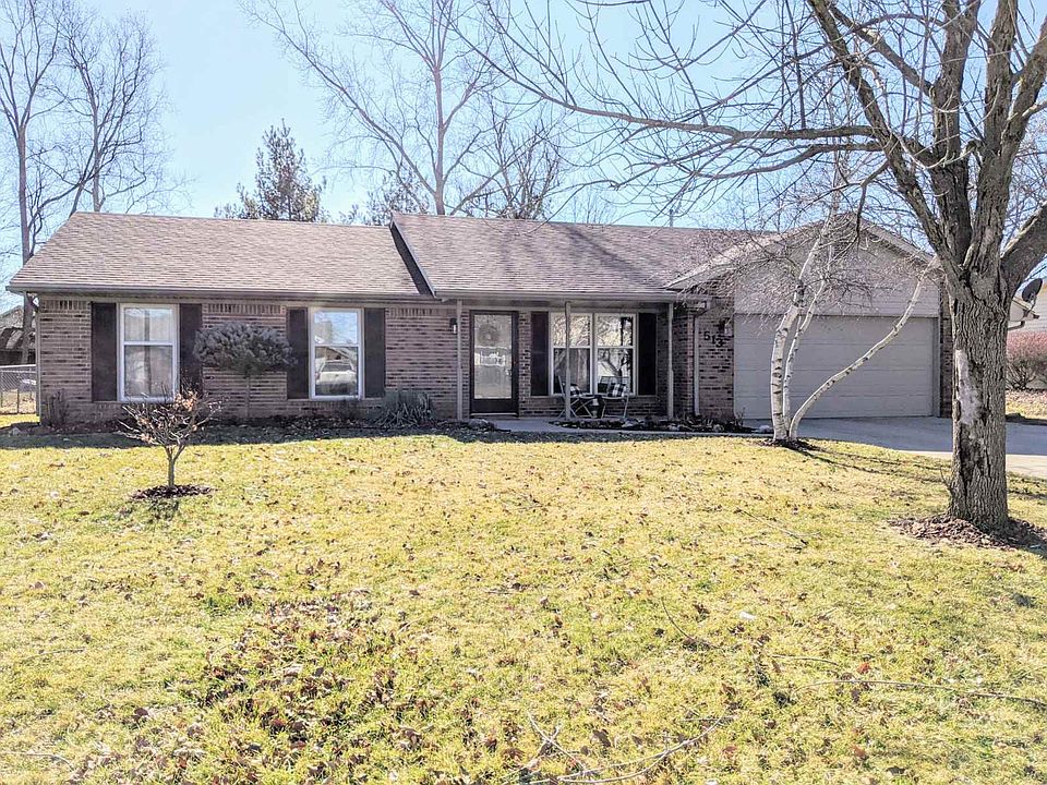 1st image of 513 Greenwood Trl
