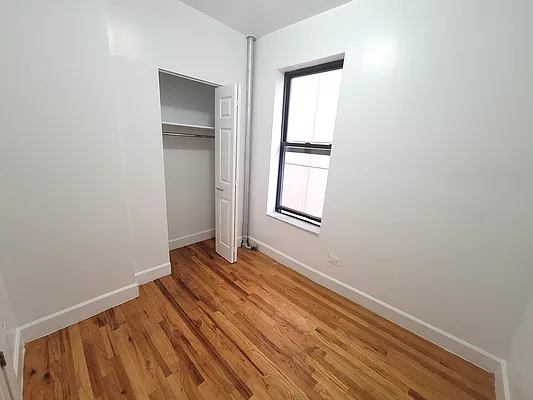 Rented by Douglas Elliman | media 15