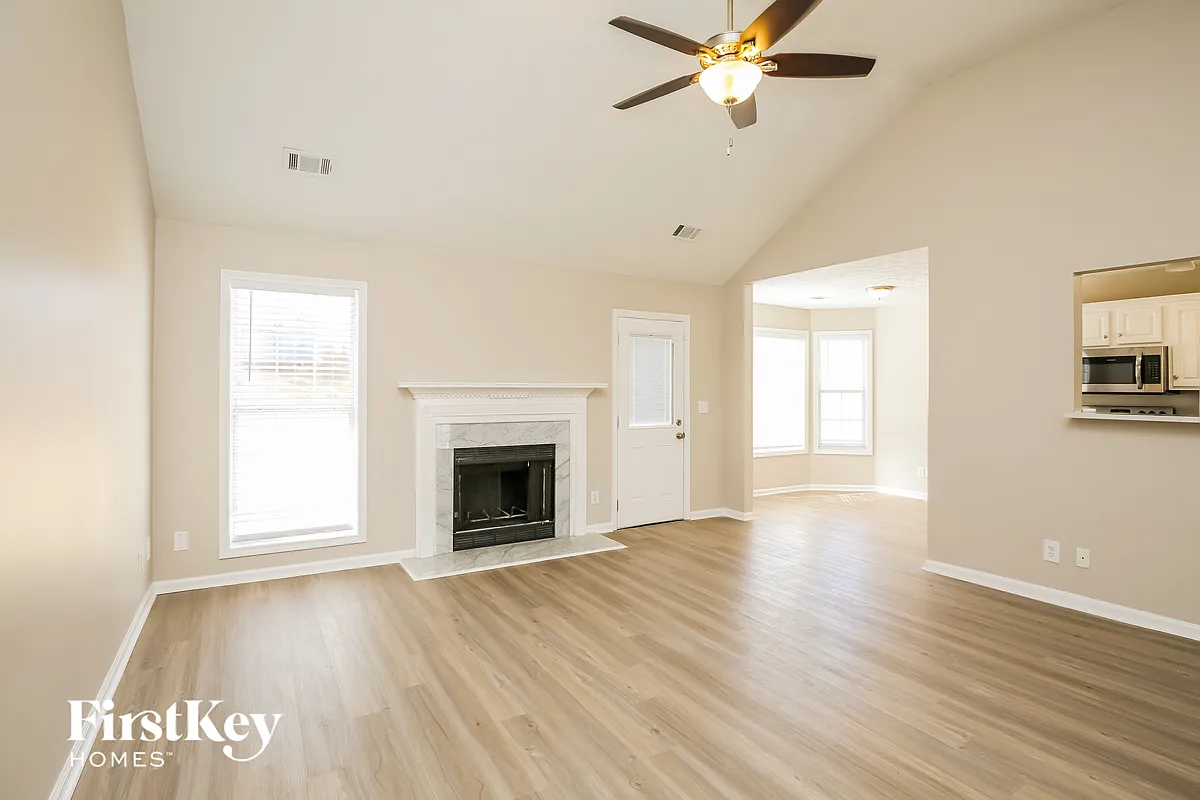 Building Photo - 1510 Smoke Hill Dr