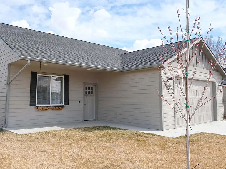 1133 S June Dr — Photo 41