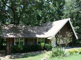 76 Leicester Dr, Bella Vista, AR 72714