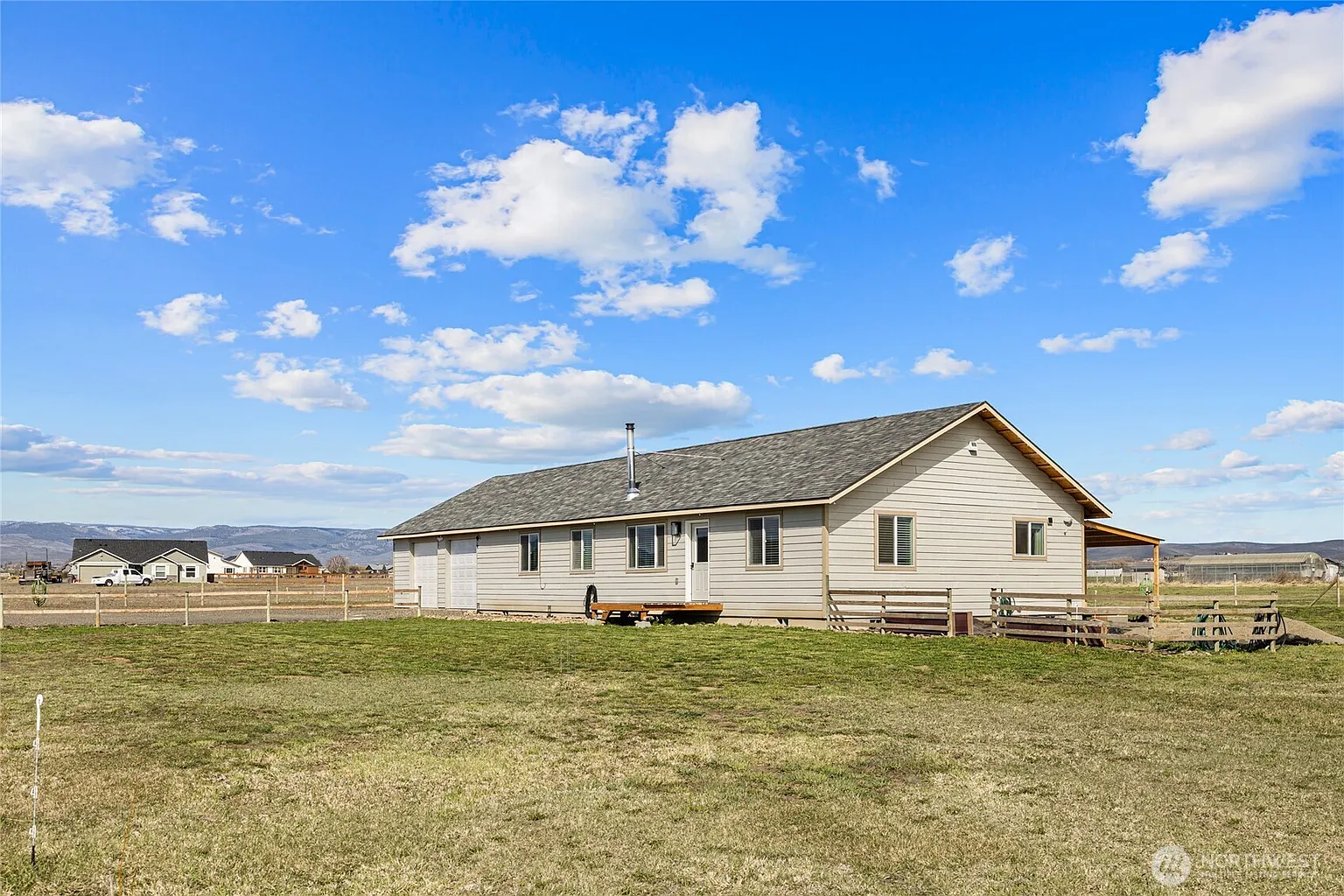 108 Memphis Road photo 1