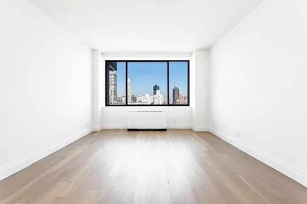 Rented by Olnick Organization | media 3