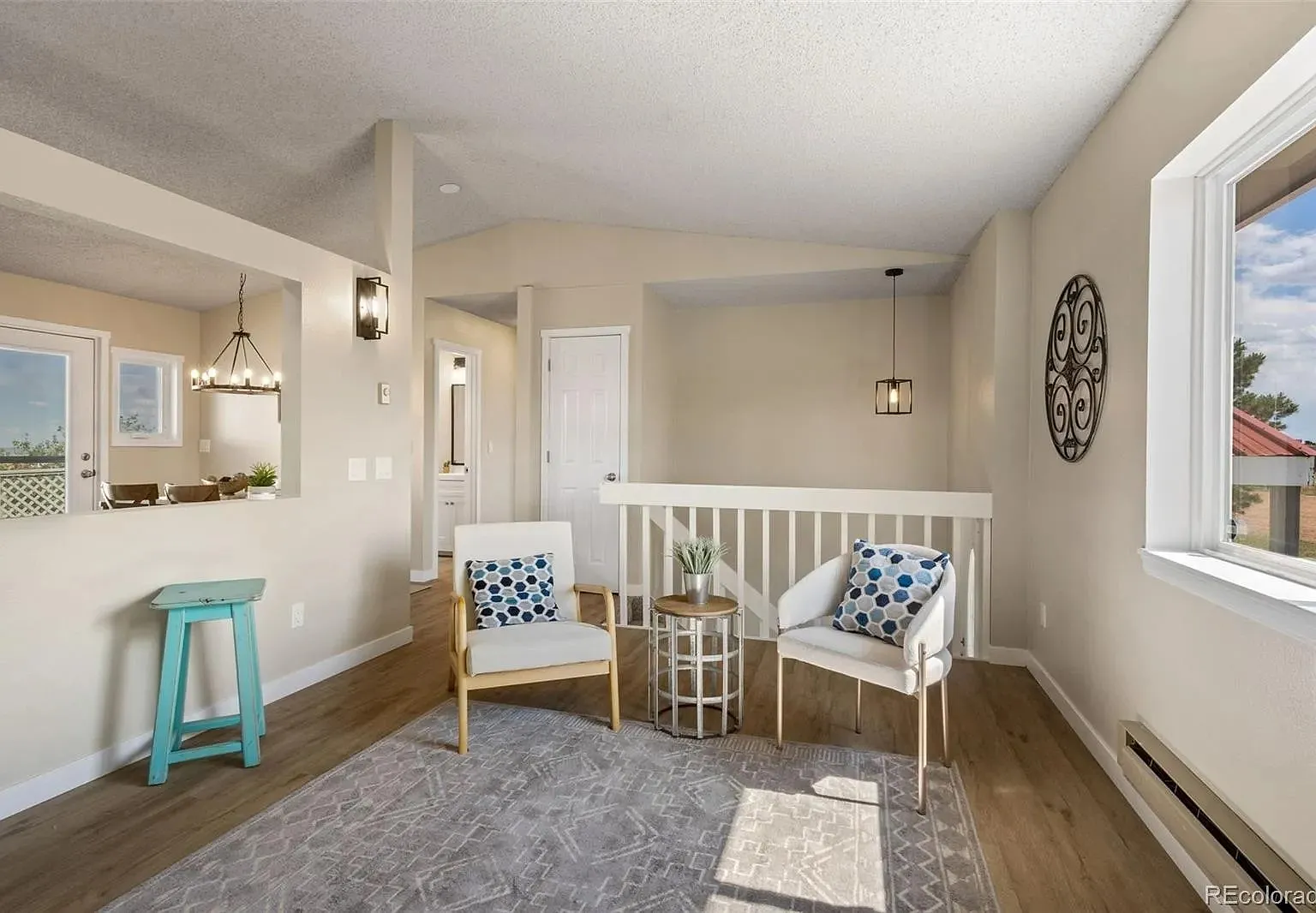 4 bed, 1740 sqft, $2,950 — Photo 3