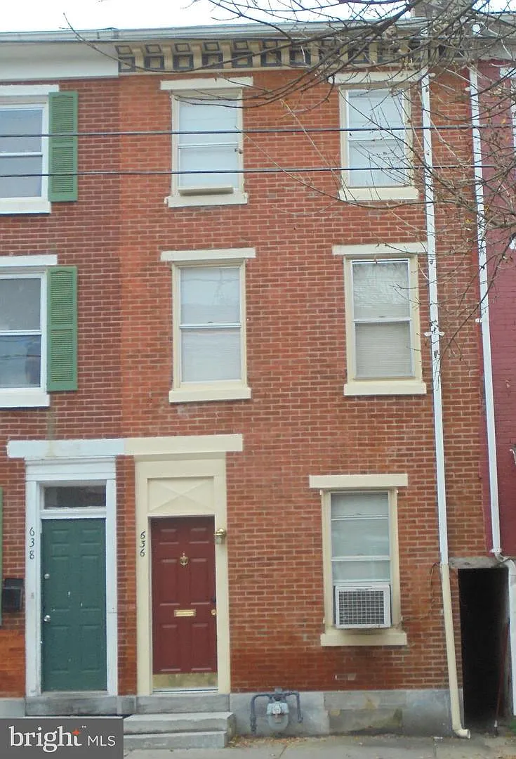 636 Cherry St photo 1