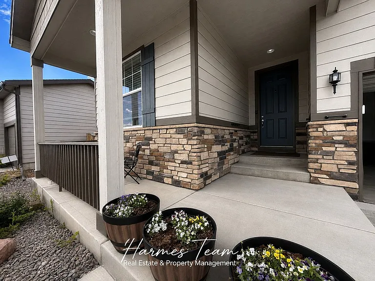 9927 Beckham St — Photo 6