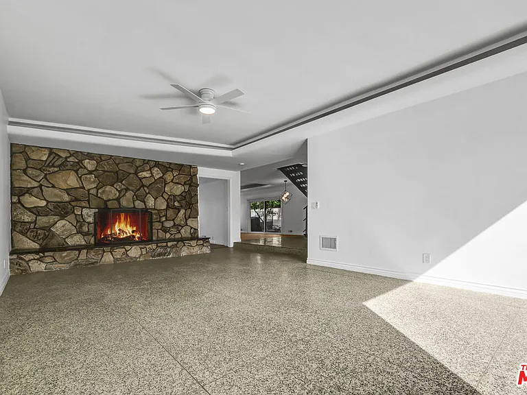 1801 Buckingham Rd — Photo 8