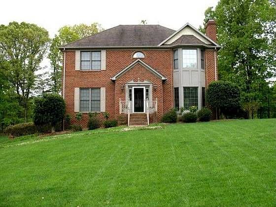 1st image of 228 Oak Creek Dr