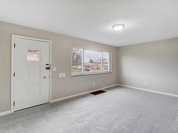 2nd image of 447 Sunland Dr