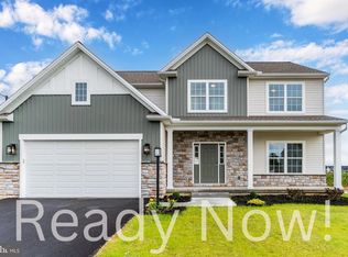 537 Coral Bells Dr, Mechanicsburg, PA 17055