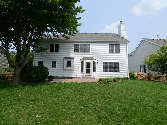 4th image of 39W585 Schoolhouse Ln