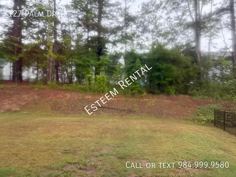 127 Palm Dr — Photo 29