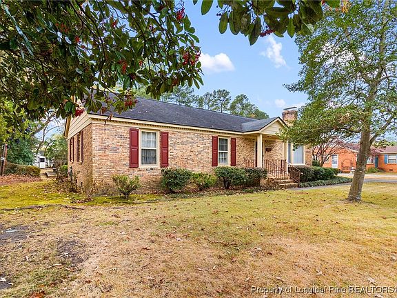 3rd image of 3005 Morganton Rd