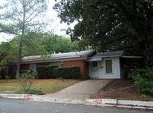 2400 Carten St, Fort Worth, TX 76112